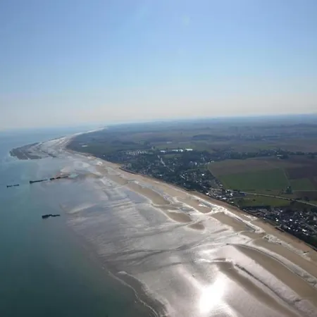 בית נופש Near Bayeux By The Beach, Cleaning Included Sainte-Honorine-des-Pertes