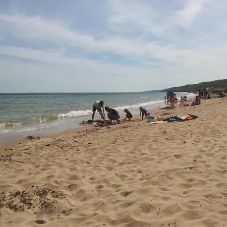 Near Bayeux By The Beach, Cleaning Included בית נופש