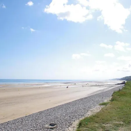 Near Bayeux By The Beach, Cleaning Included * Sainte-Honorine-des-Pertes